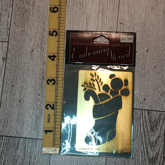 Darice Embossing Stencils Genuine Brass Quality Set Of 4 Homemade Cards Crafts - Picture 6 of 7